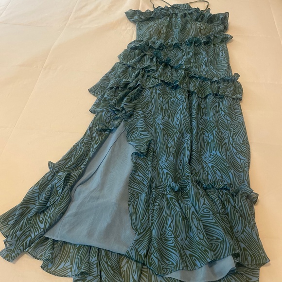 Cinq a Sept ruffle panel dress with side split and molded cups - Picture 1 of 6